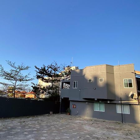 Residencial Melfi 3 Ap 6 Appartement Bombinhas Buitenkant foto