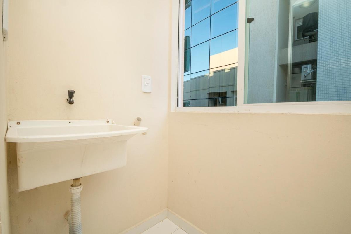Residencial Melfi 3 Ap 6 Appartement Bombinhas Buitenkant foto